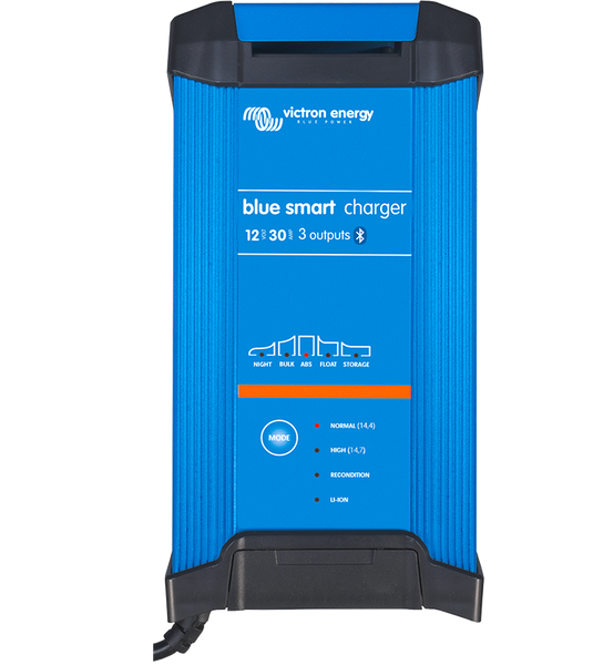 Blue Smart IP22 Charger 12/30(3) 230V UK