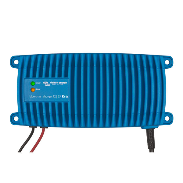 Victron Blue Smart IP67 Battery Charger 12V/17A/120V 1 Output with NEMA 5-15R Socket